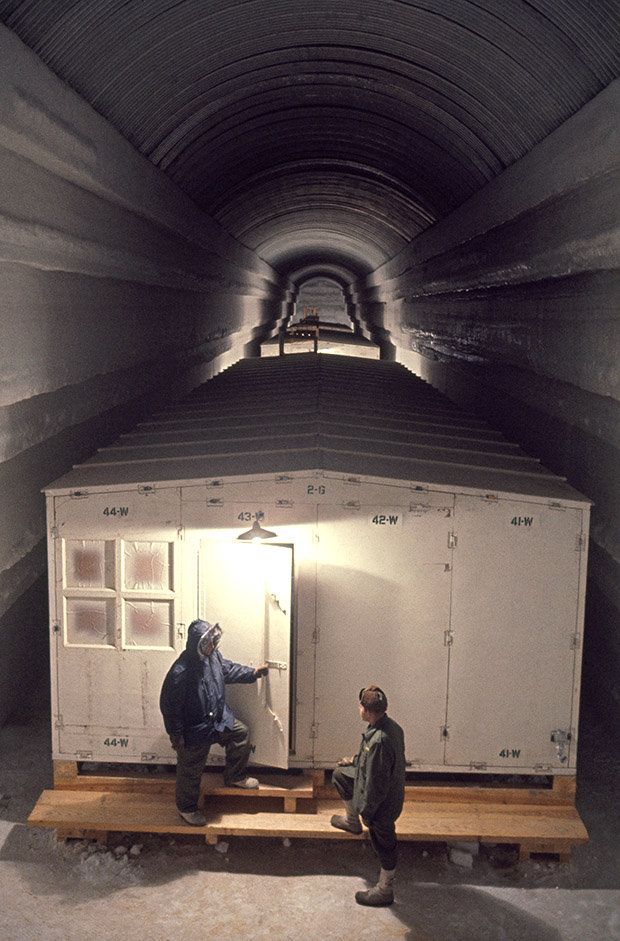Така изглеждали бунгалата, поместени в тунелите на базата