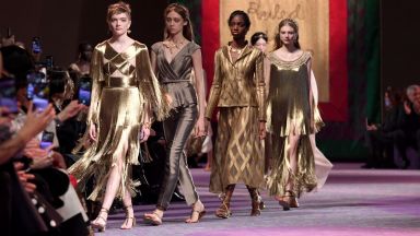 Богини в златно: Колекцията на Dior впечатли Седмицата на висшата мода в Париж