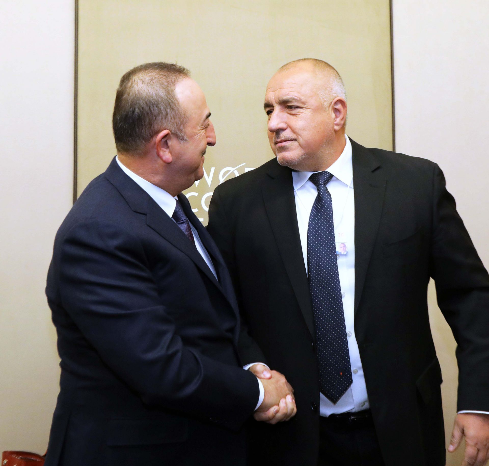 С външния министър на Турция Мевлют Чавушоглу