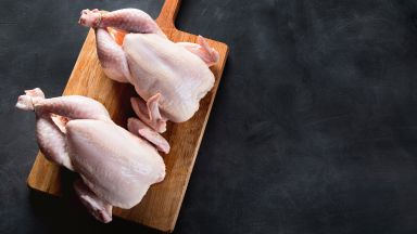 Как да познаем качественото пилешко месо