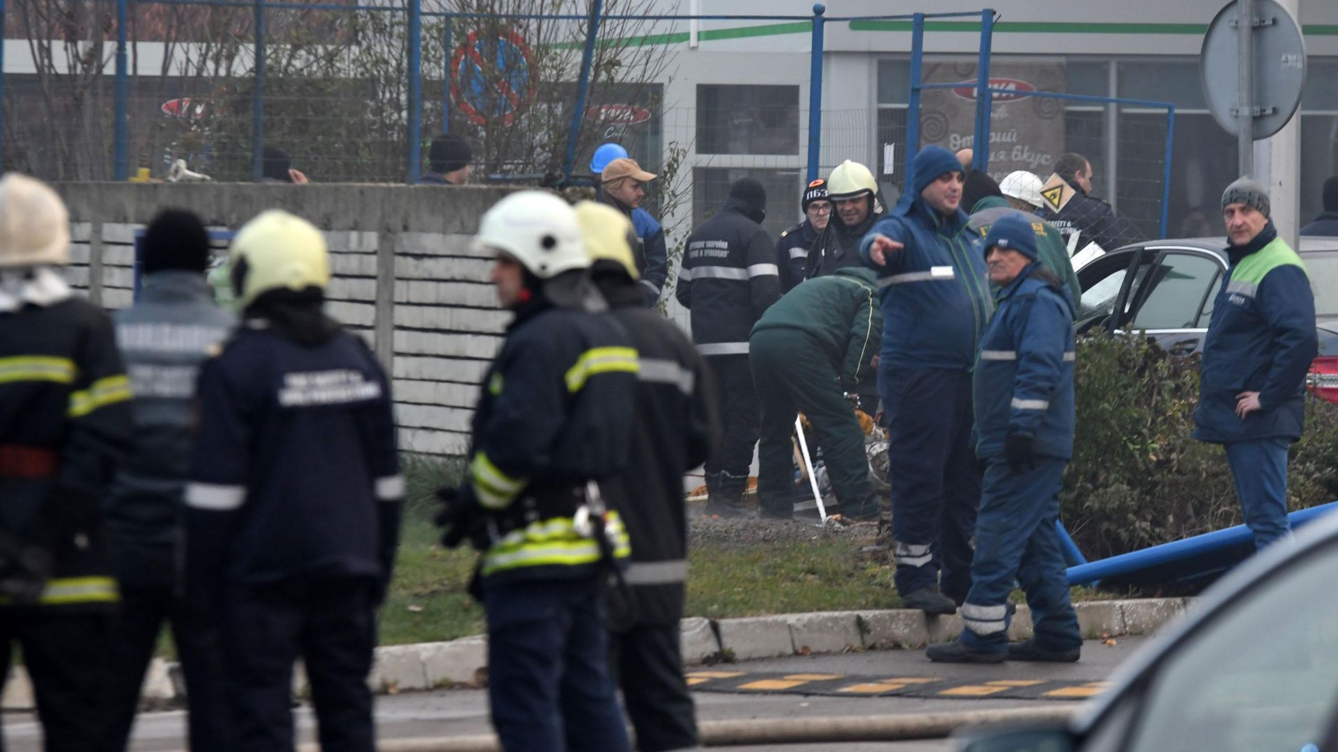 Временно е преустановено е движението около театър София в столицата