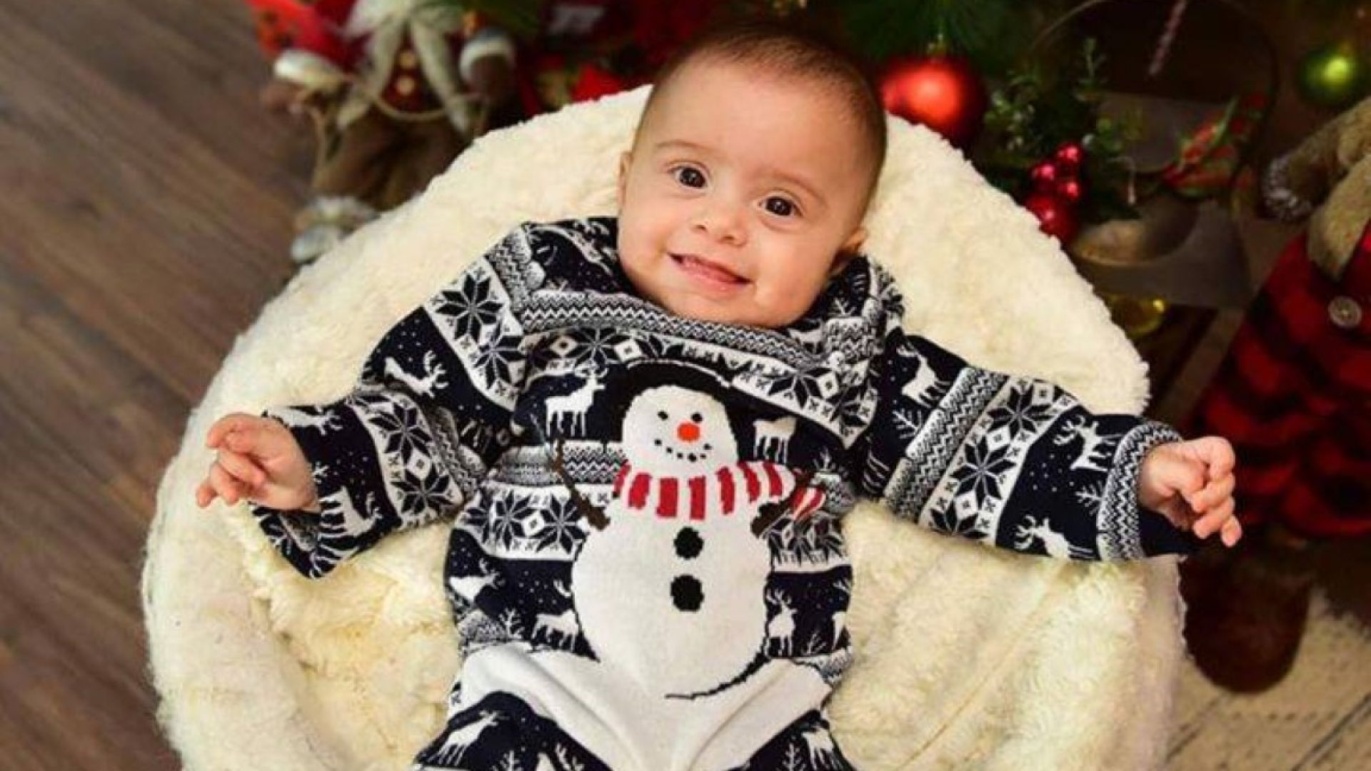 7 месечната Катерина която беше отнета от социалните служби в Германия