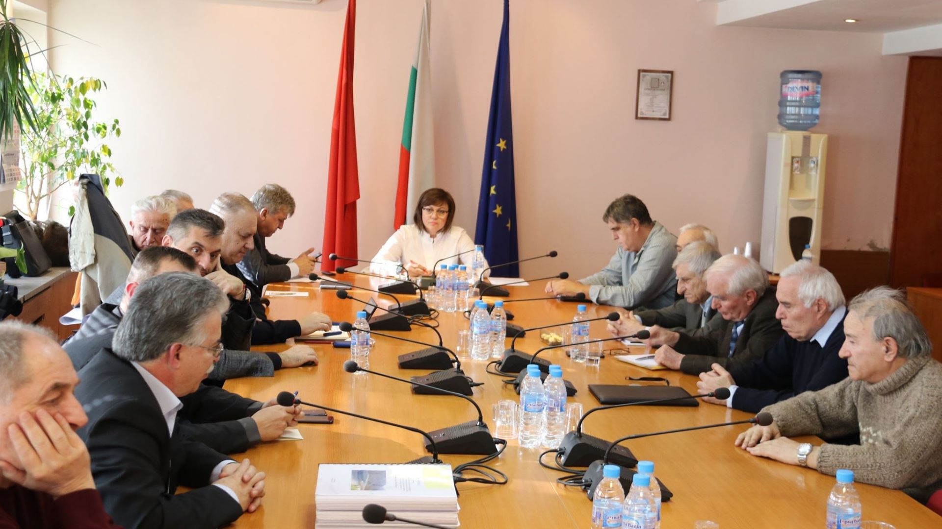 Опитахме и успяхме да съберем заедно над двадесет човека