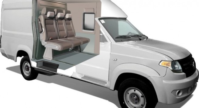 УАЗ показа семеен товаро-пътнически фургон