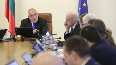 Премиерът Борисов: На никого не му се взима фирмата, национализация няма