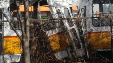 Верижна катастрофа с 3 трамвая, загинал и няколко ранени в София (видео)