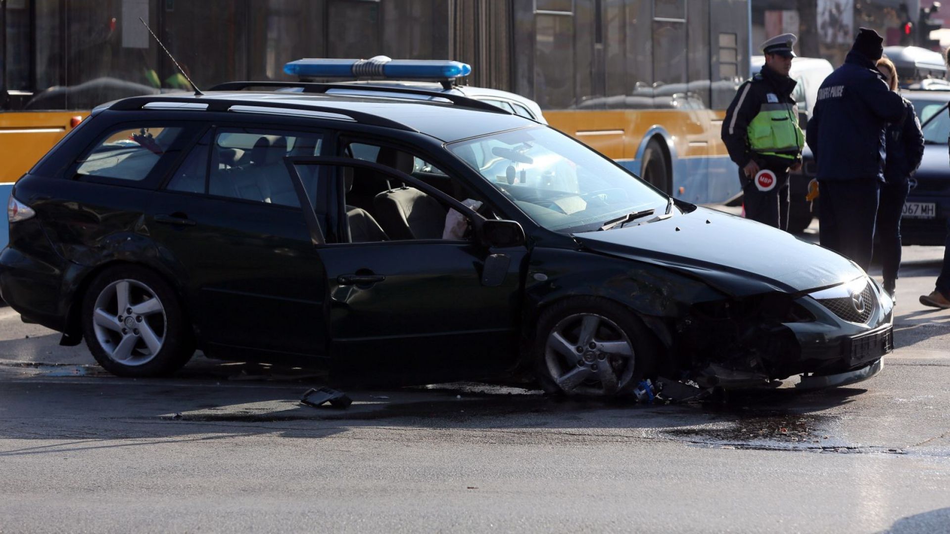 Един човек е загинал при тежка катастрофа в центъра на