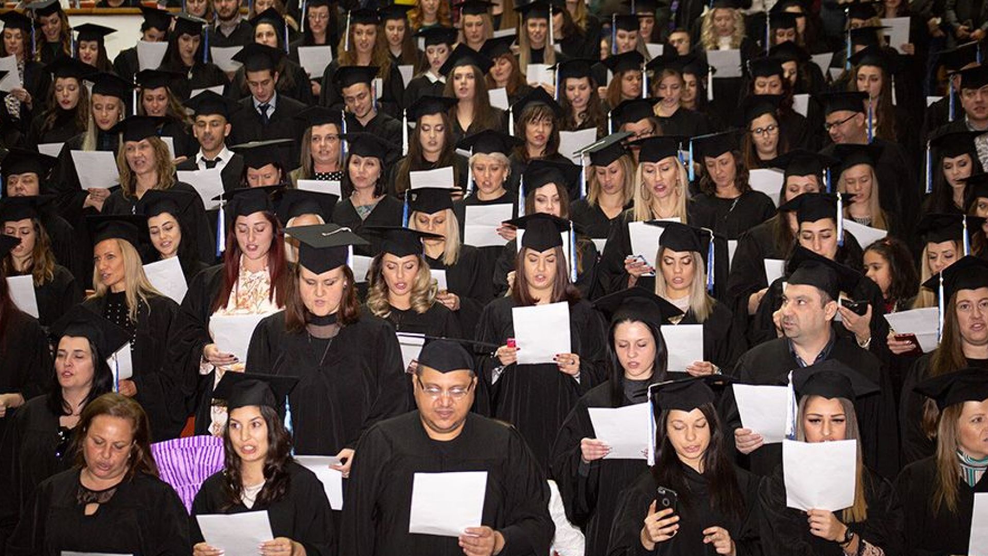 Нови 442 млади лекари се вляха в системата на здравеопазването