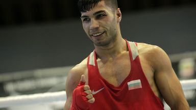 Българите ще се боксират, но олимпийската квалификация спира след това