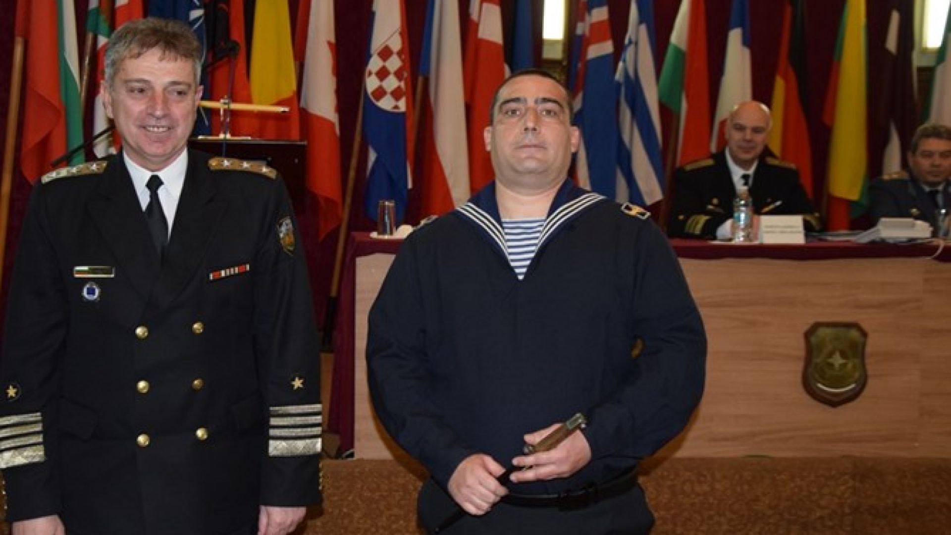 Военнослужещ от Военноморските сили ВМС беше награден със заповед на