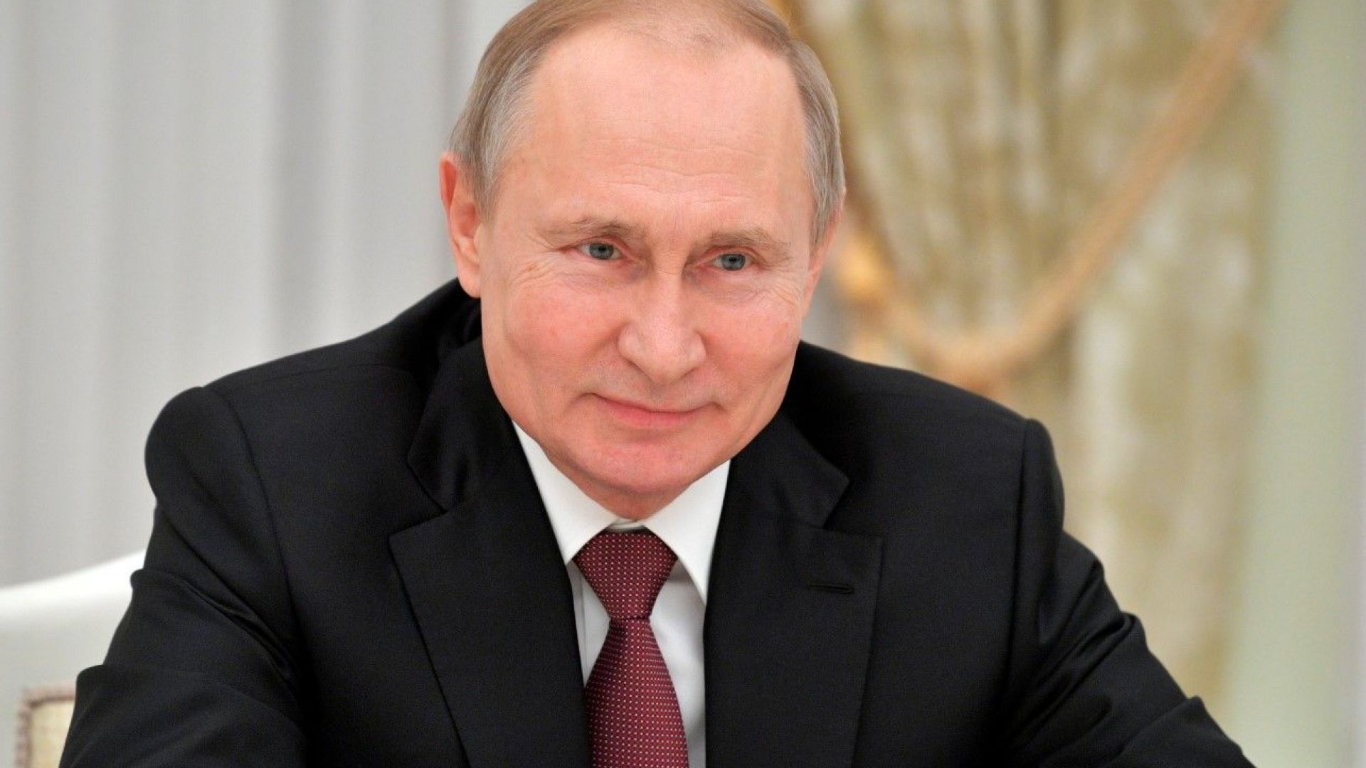 Кремъл заяви в сряда че Владимир Путин няма мнение по