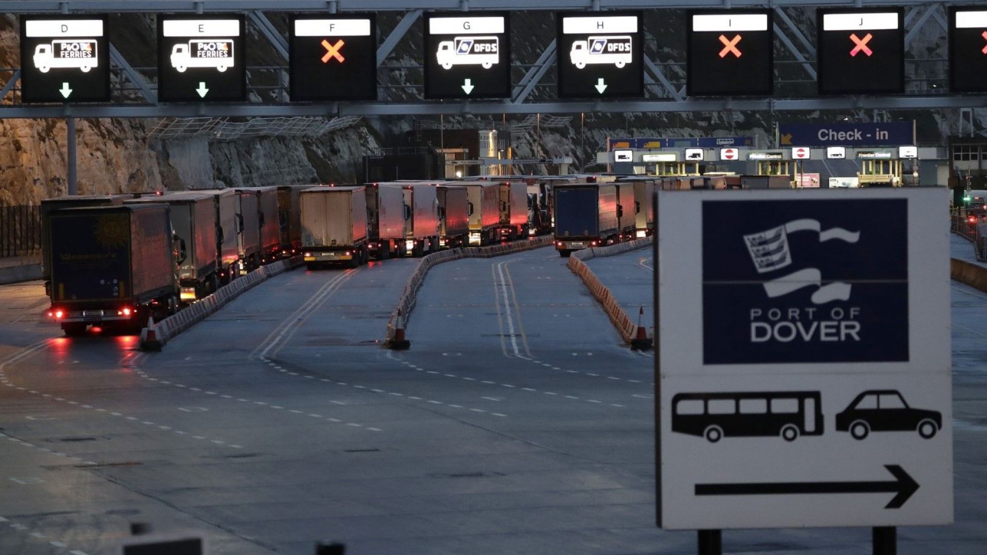 Великобритания днес очерта твърда начална позиция за бъдещите преговори с