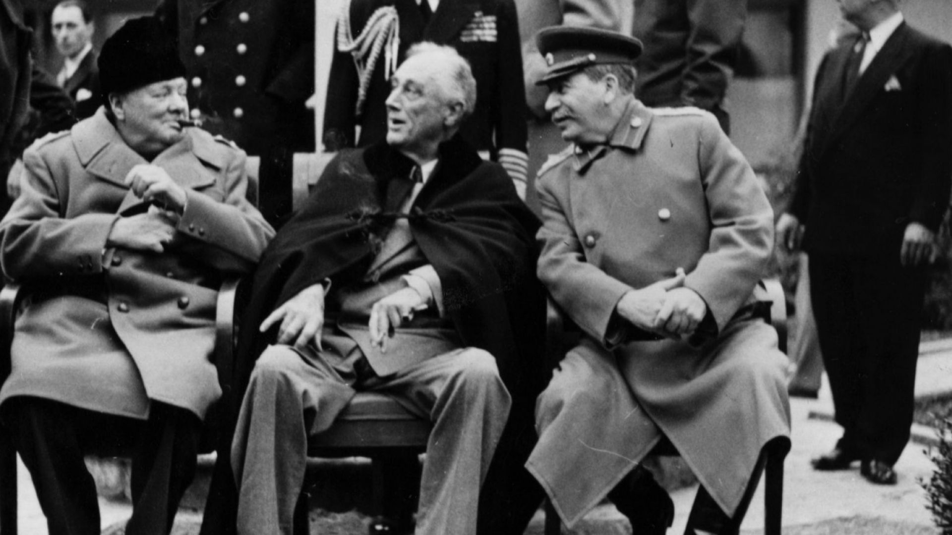 През февруари 1945 г когато се очертава вече победа над