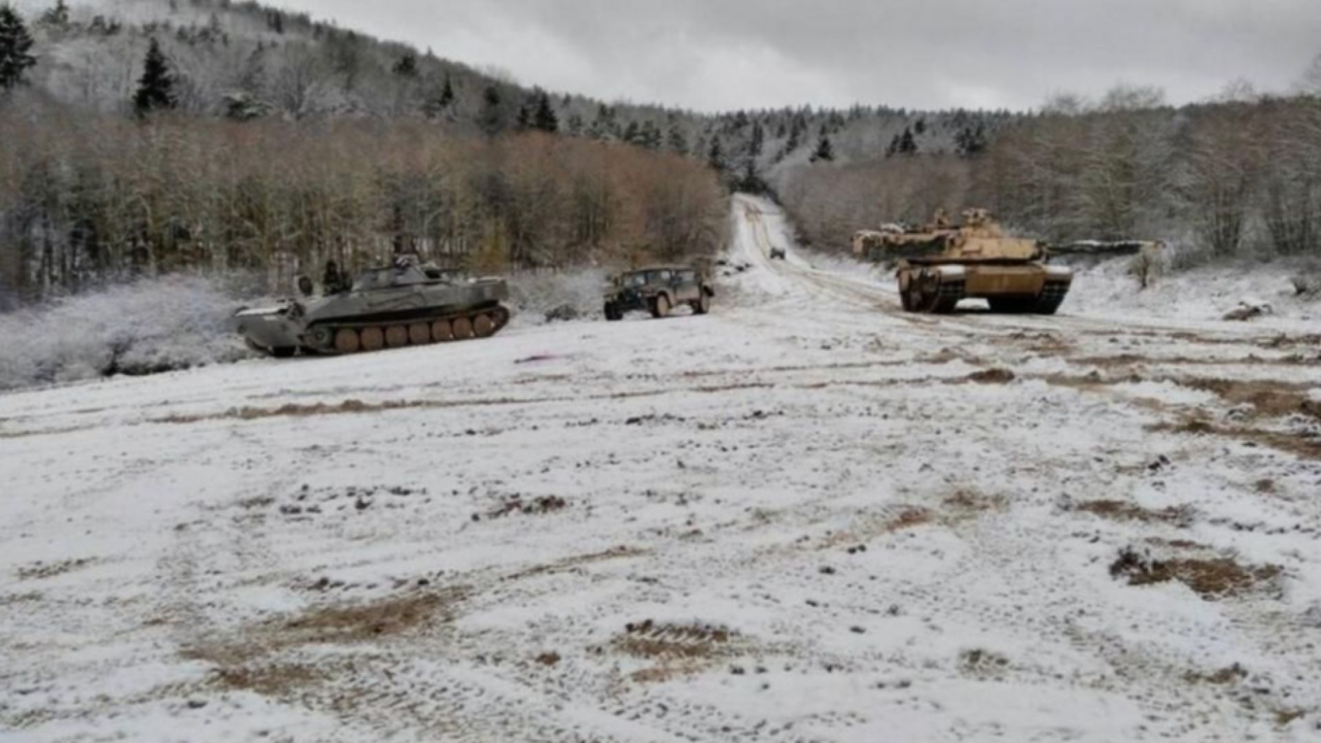 Военнослужещи от Единния център за начална подготовка в Плевен участваха