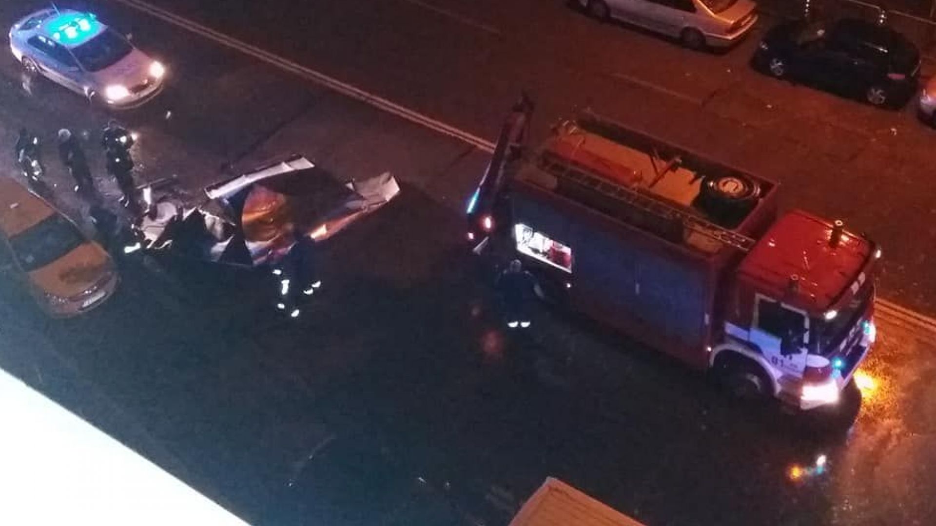 Десетки сигнали за паднали дървета и клони са отработили аварийните