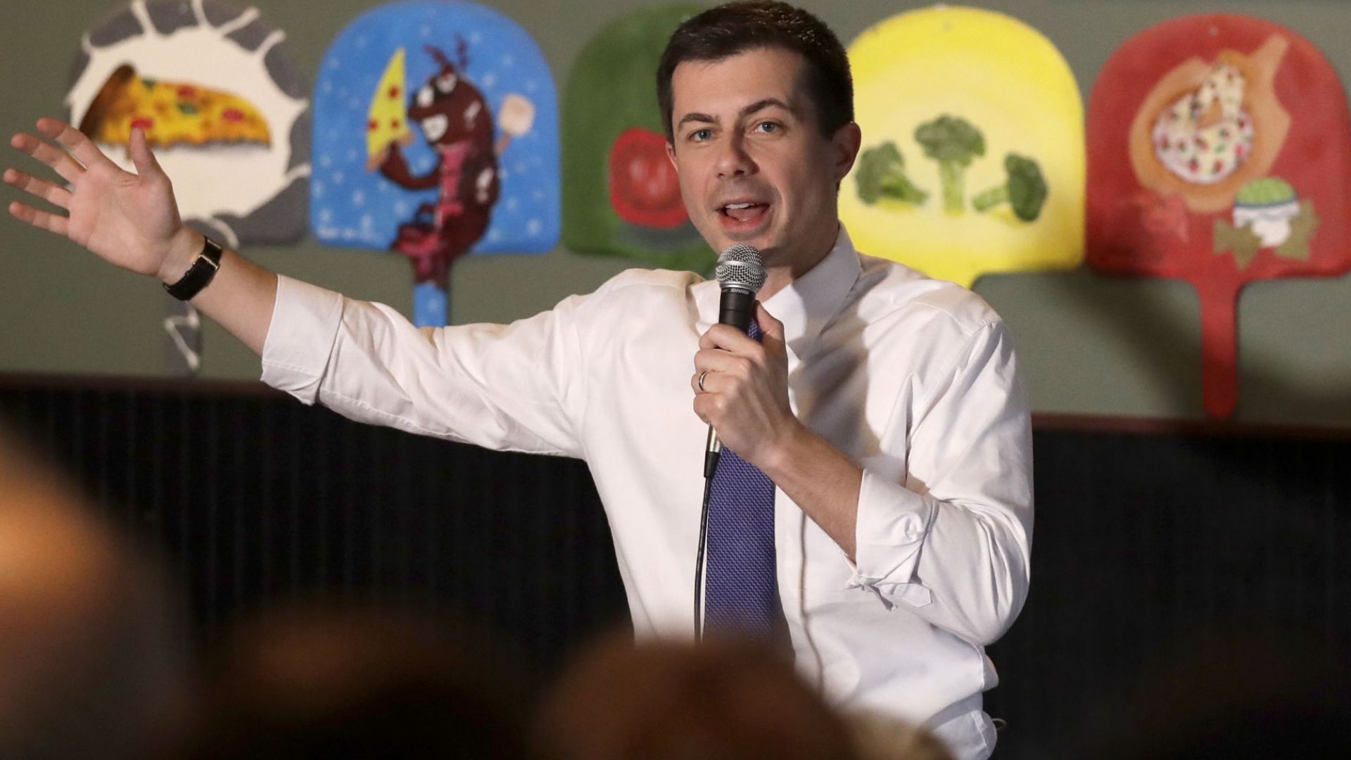 Пийт Бутиджидж бившият кмет на град Саут Бенд в щата