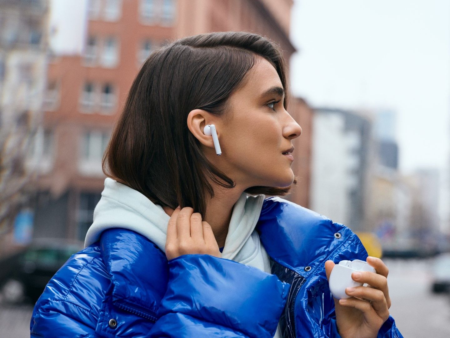Huawei FreeBuds 3 са изключително удобни за носене в ухото