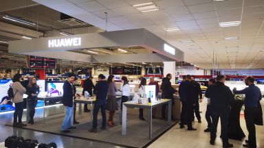 Huawei с ръст на приходите въпреки кризата