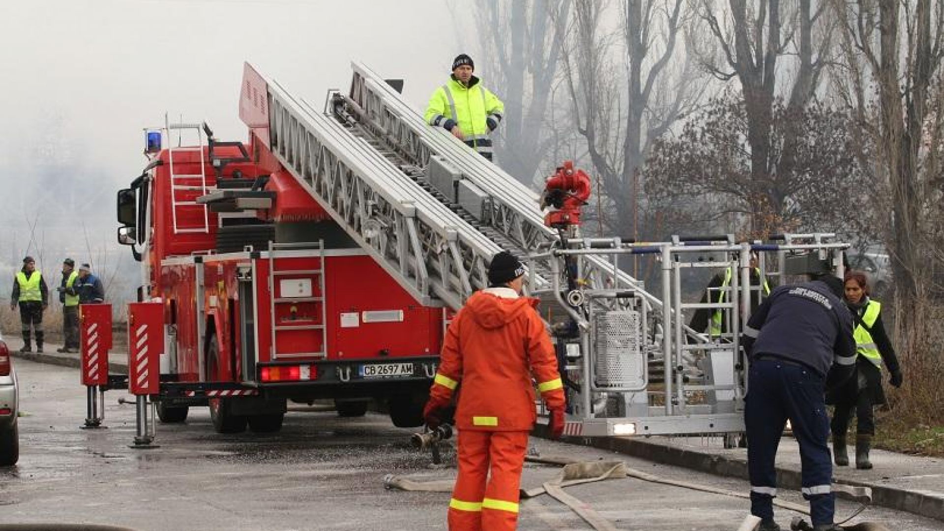 Пожар е избухнал тази сутрин в дома за възрастни хора