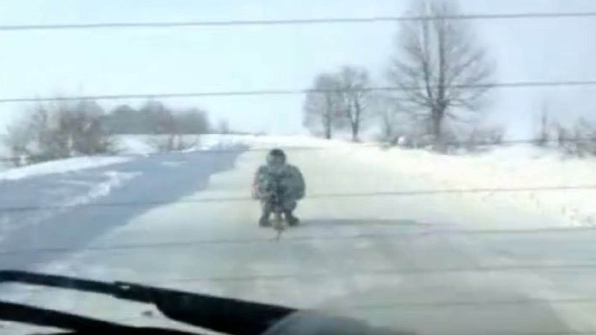 Съставен е акт за административно нарушение на шофьор теглил шейна