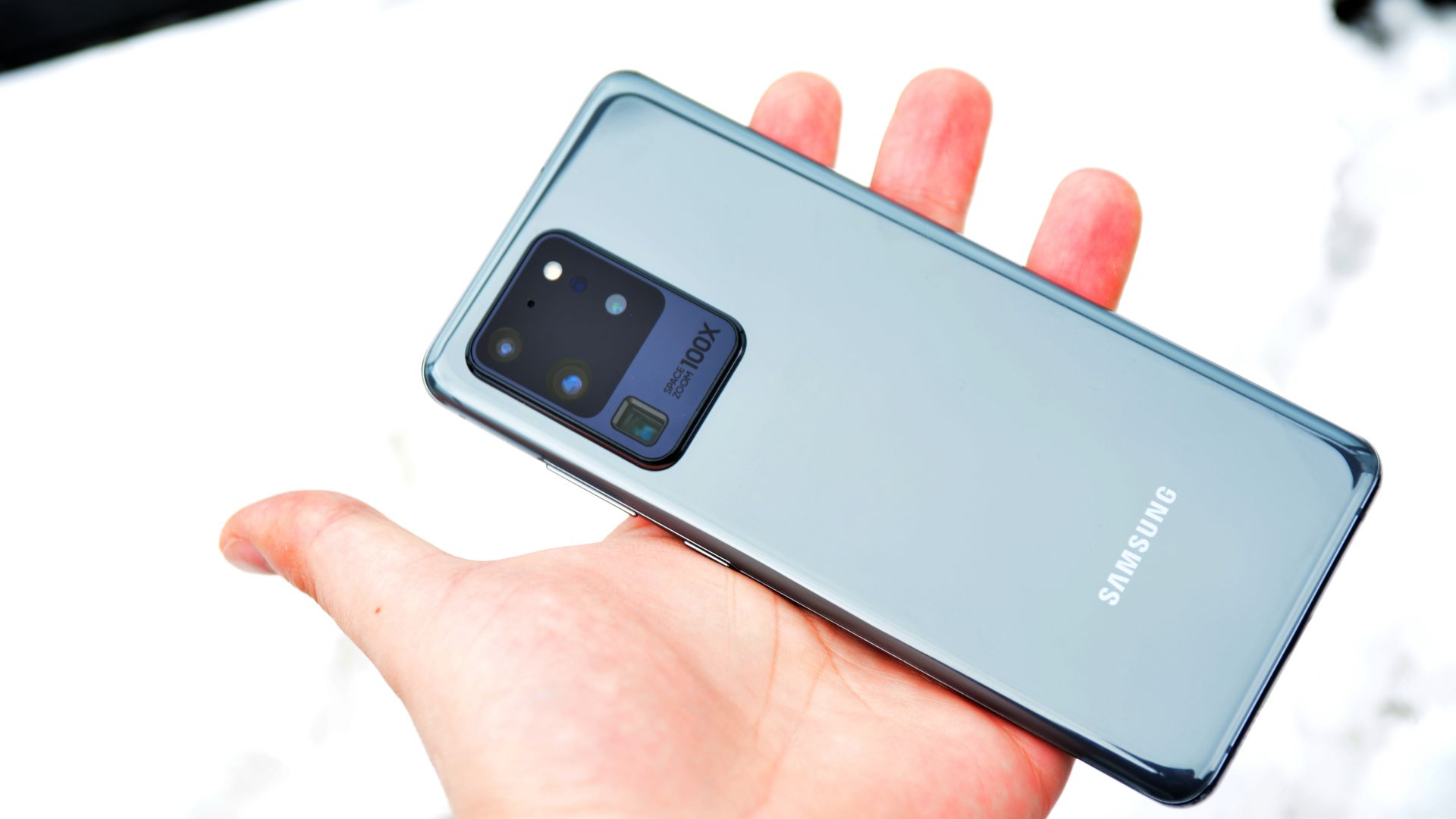 Samsung Galaxy S20 Ultra има 4-на основна камера