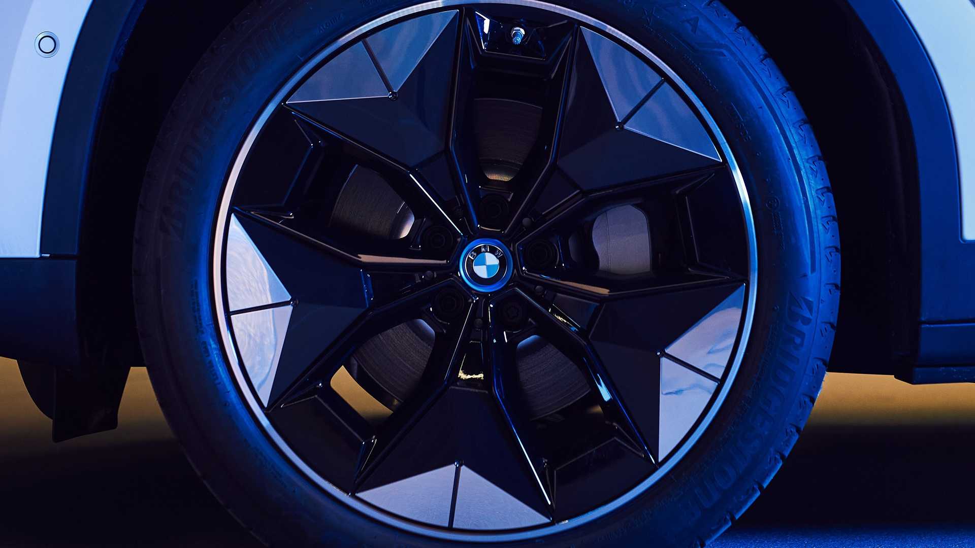 BMW измисли супер аеродинамични джанти