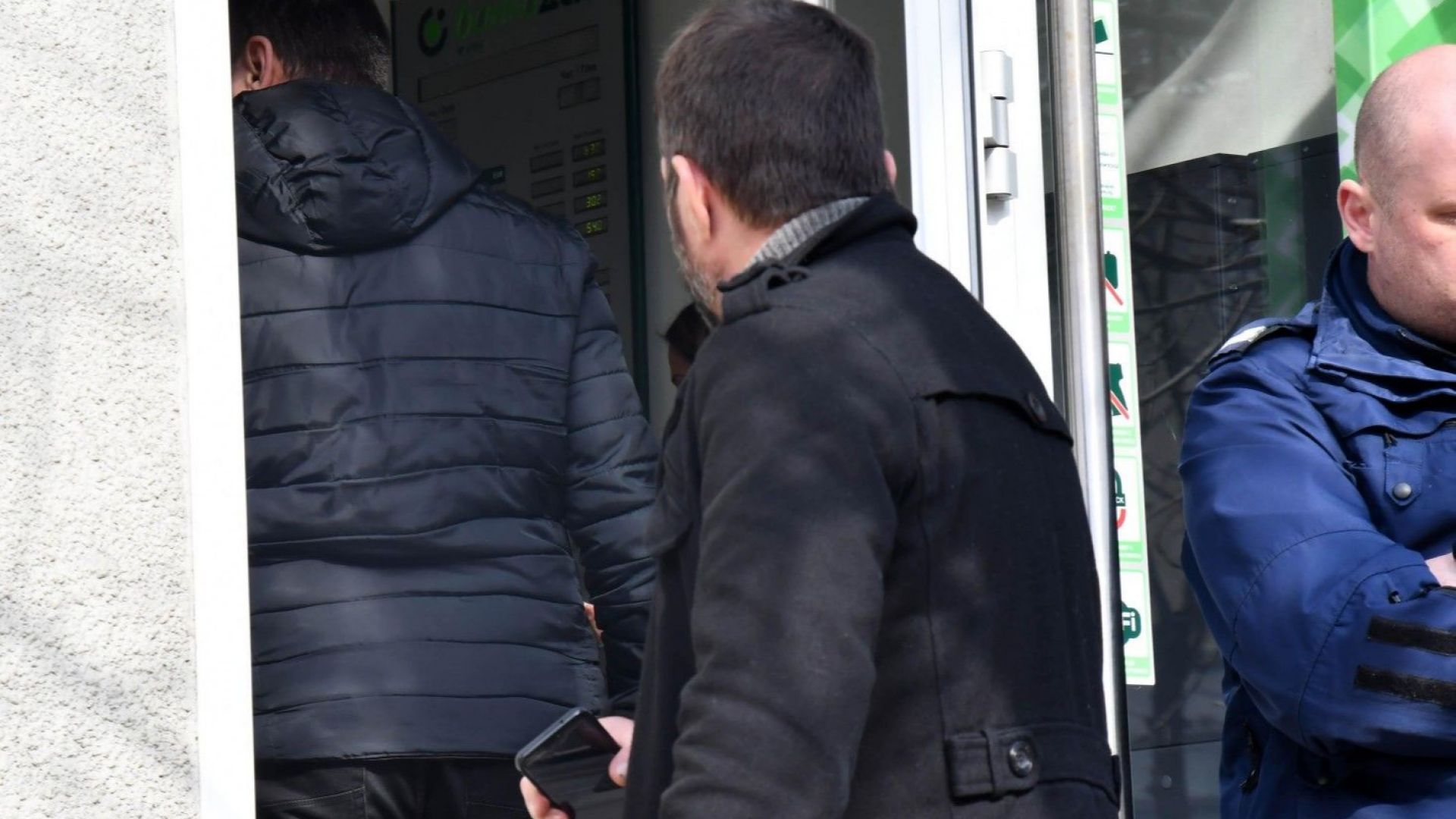 Възможно е обирите на банки в последно време да са