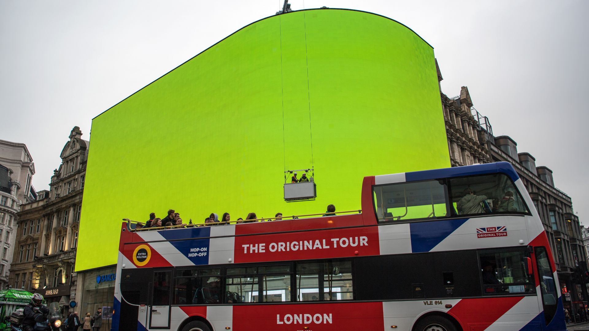 Съд в Лондон изправи на скамейката бивш шофьор на Юбер