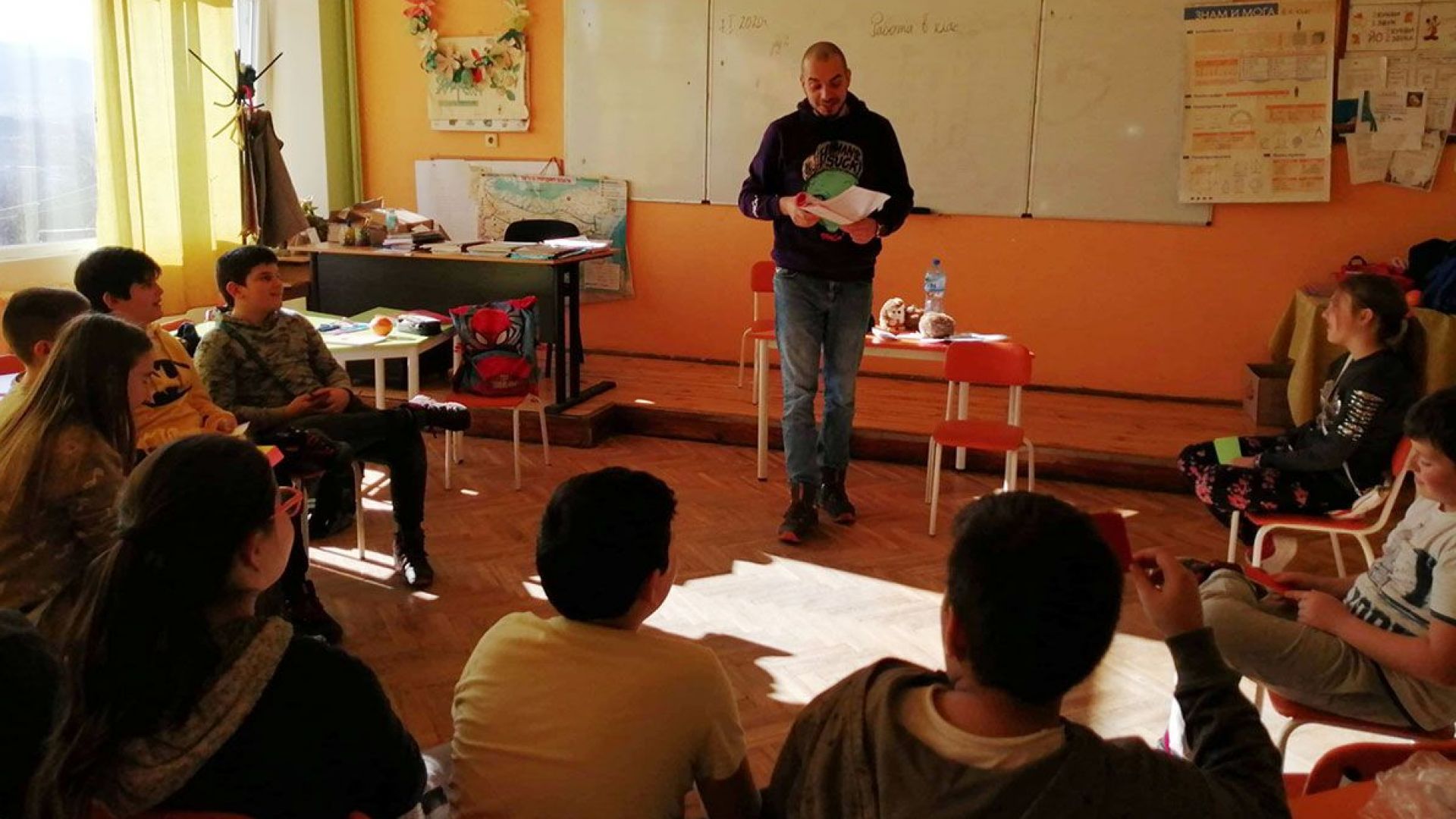 Програма за сексуално образование предизвика раздор в пернишко училище Представители