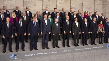 НАТО ще разшири присъствието си в Ирак: всички страни членки са в коалицията 