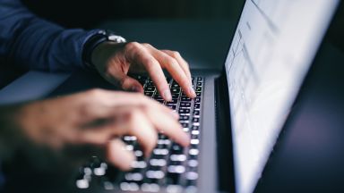 Схема за кредитиране чрез компютърна измама разследва прокуратурата в Пловдив