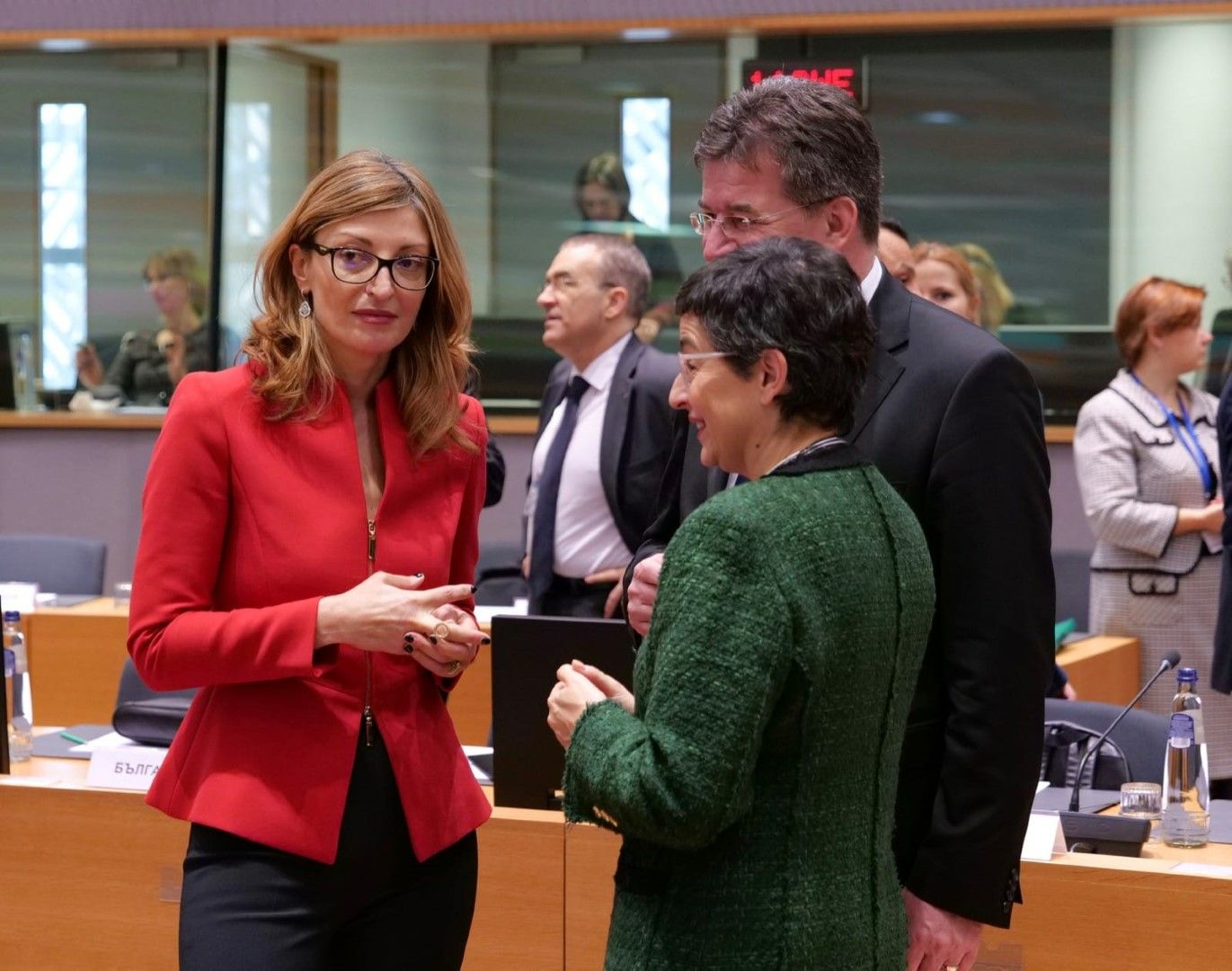 Министърът на външните работи Екатерина Захариева по време на заседание на Съвета по външни отношения на ЕС в Брюксел, 17 февруари
