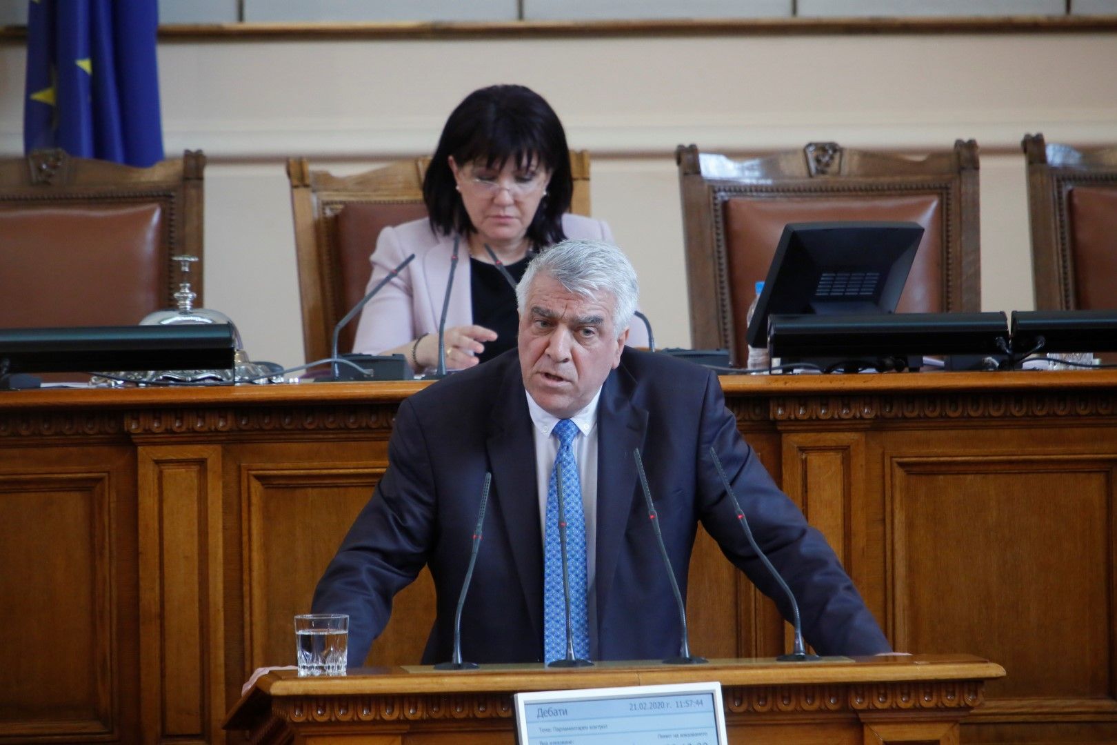От всички предложения само промяната на броя на депутатите изисква промяна на основния закон , каза Румен Гечев