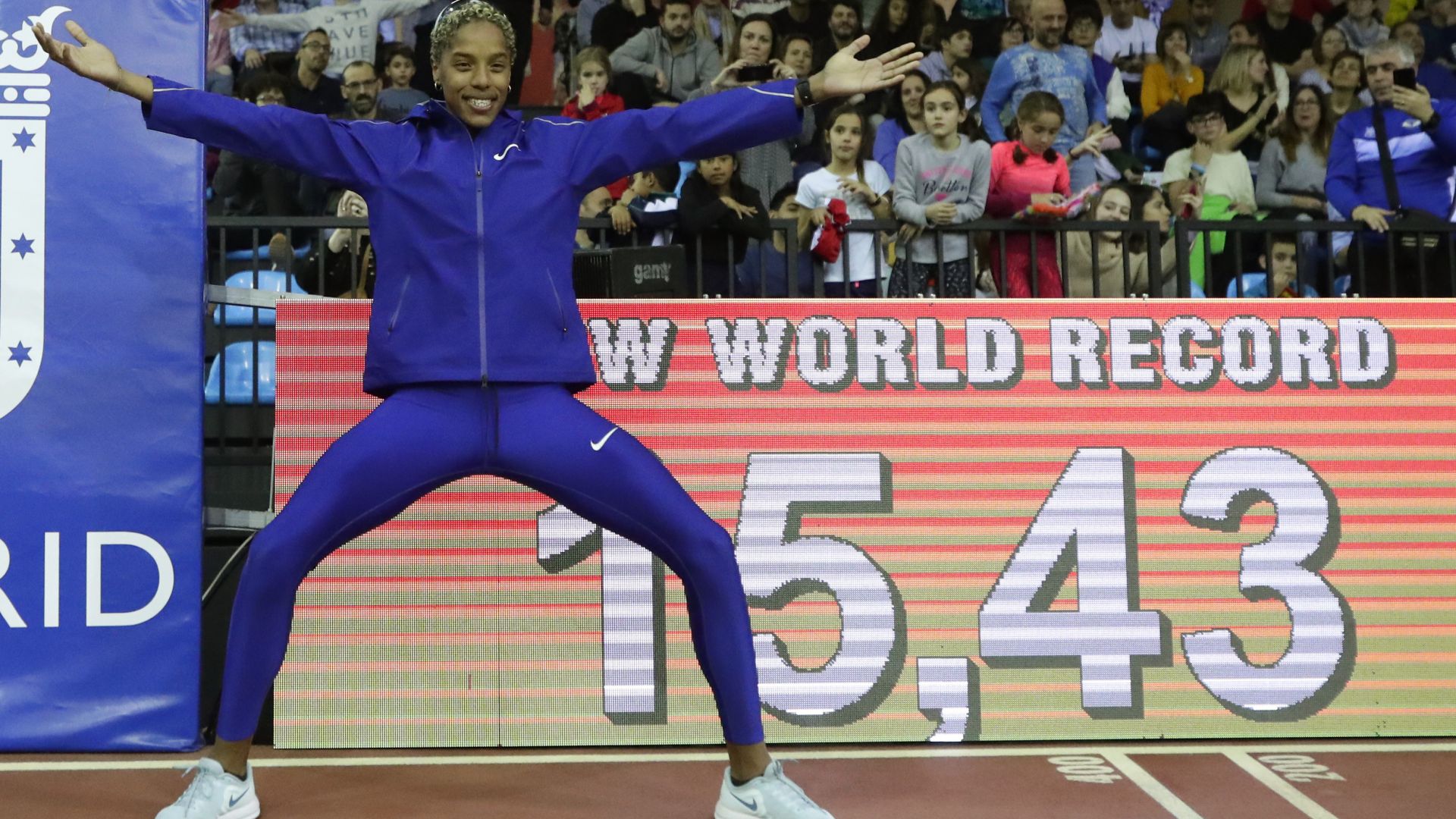 Венецуелка счупи 16-годишния световен рекорд в тройния скок (видео)