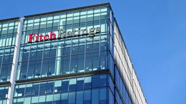 "Fitch": Storbritannia vil gå inn i en dyp resesjon