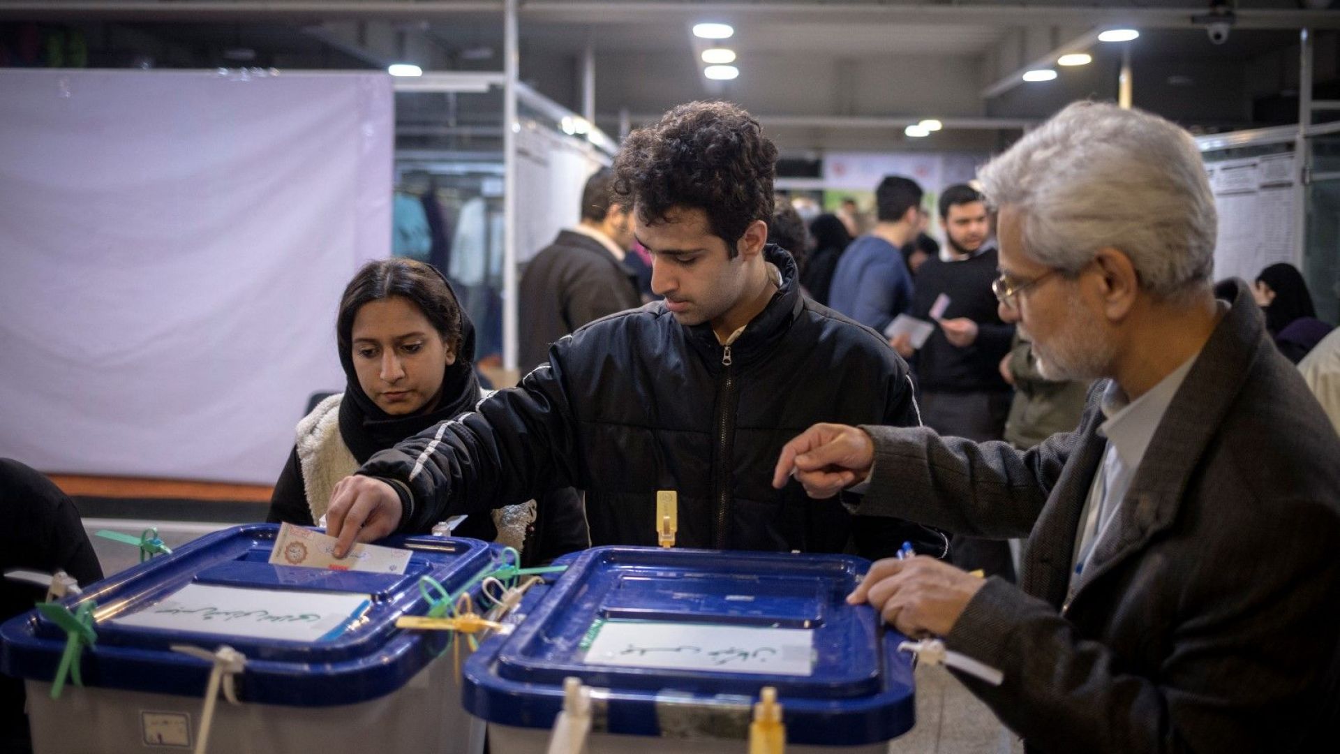 Силно представяне на хардлайнерите в Техеран на изборите 