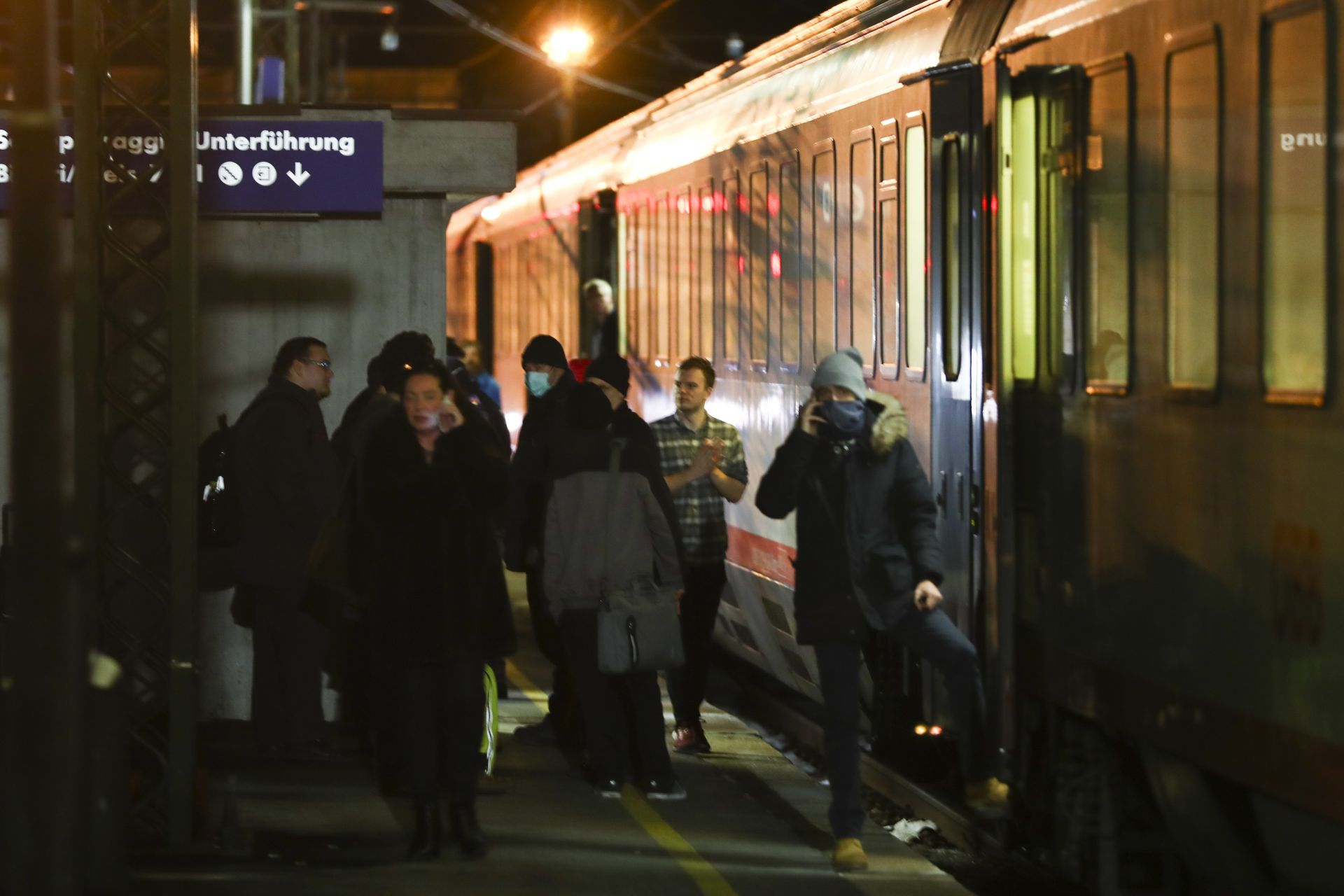 Спряха за няколко часа влаковете между Австрия и Италия заради коронавируса