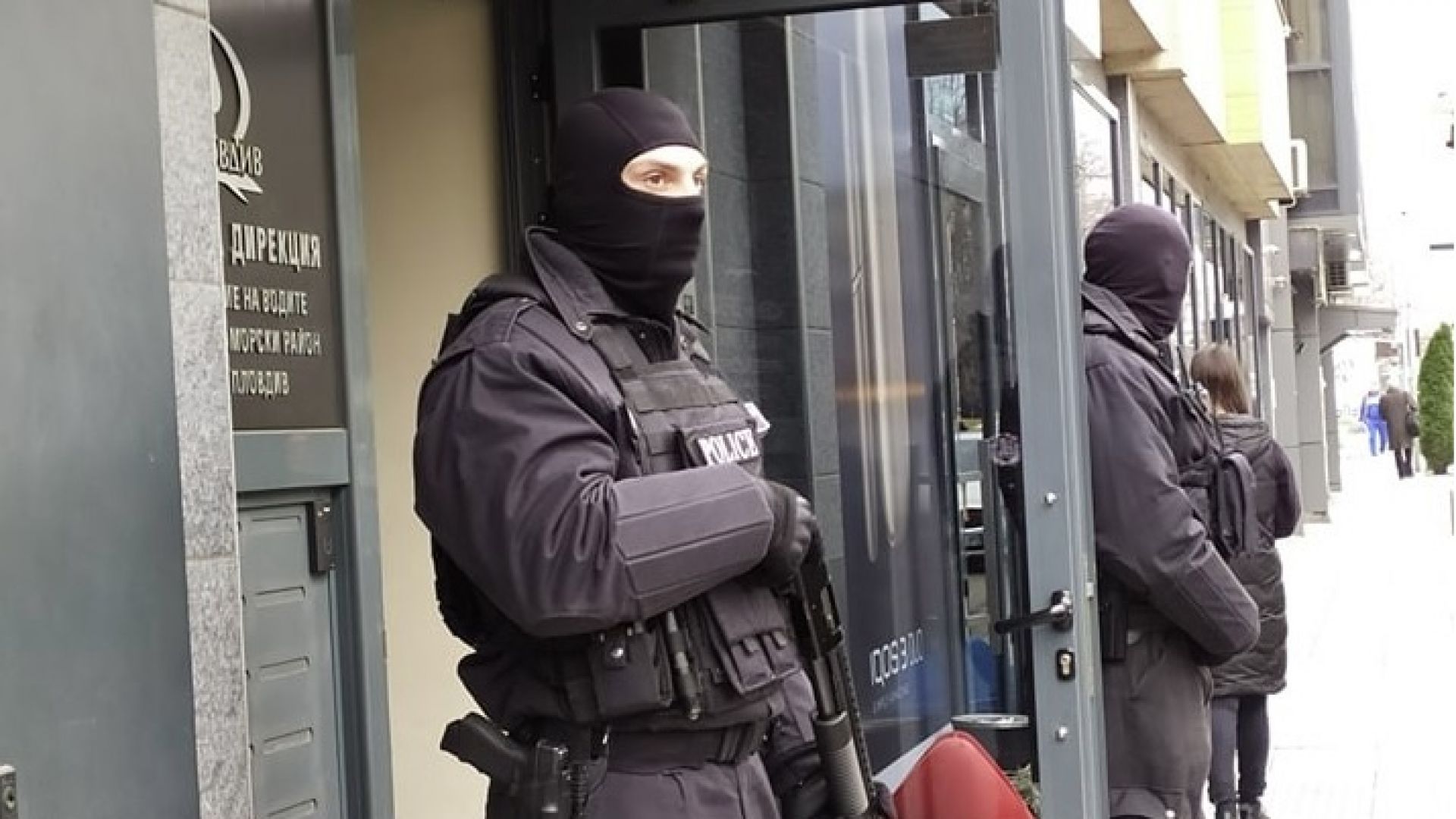 Операция срешу корупцията е започнала рано тази сутрин в Басейнова