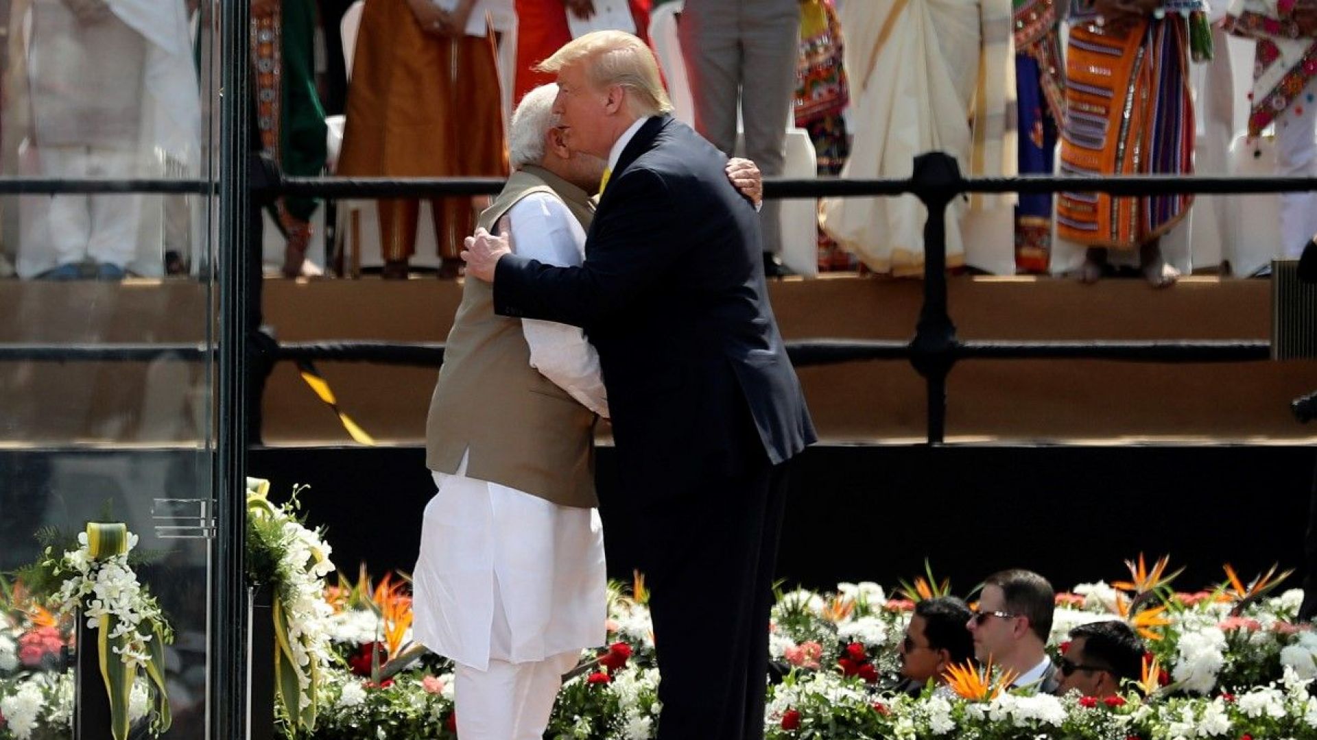 Тръмп: Америка обича Индия и ще й достави най-великите оръжия на света
