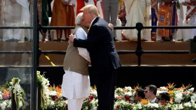 "Америка обича Индия" и ще й достави "най-великите оръжия на света"