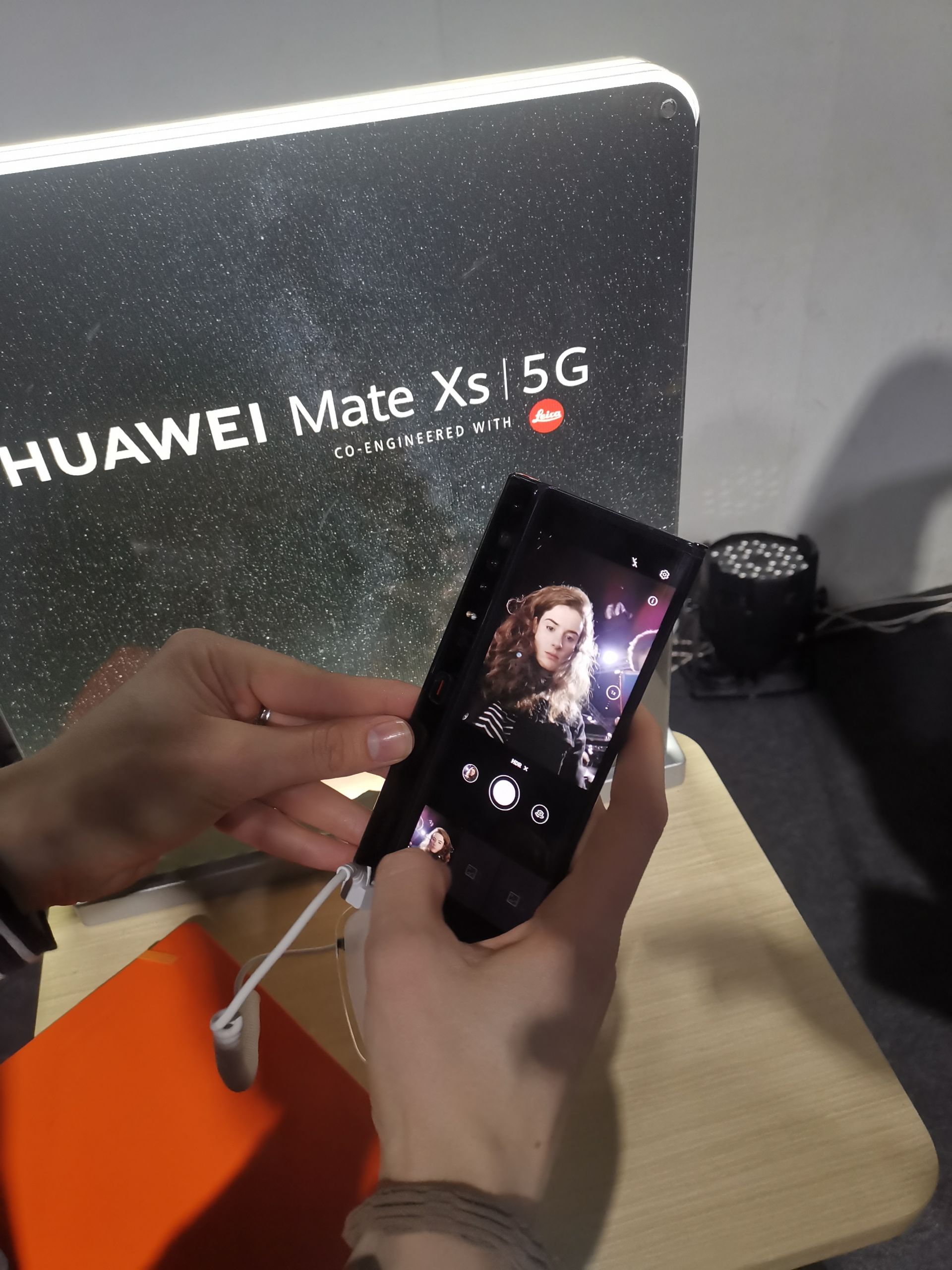 Huawei Mate XS