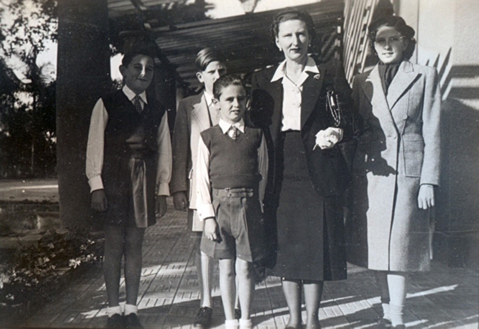 Царица Йоанна със Симеон II в Португалия