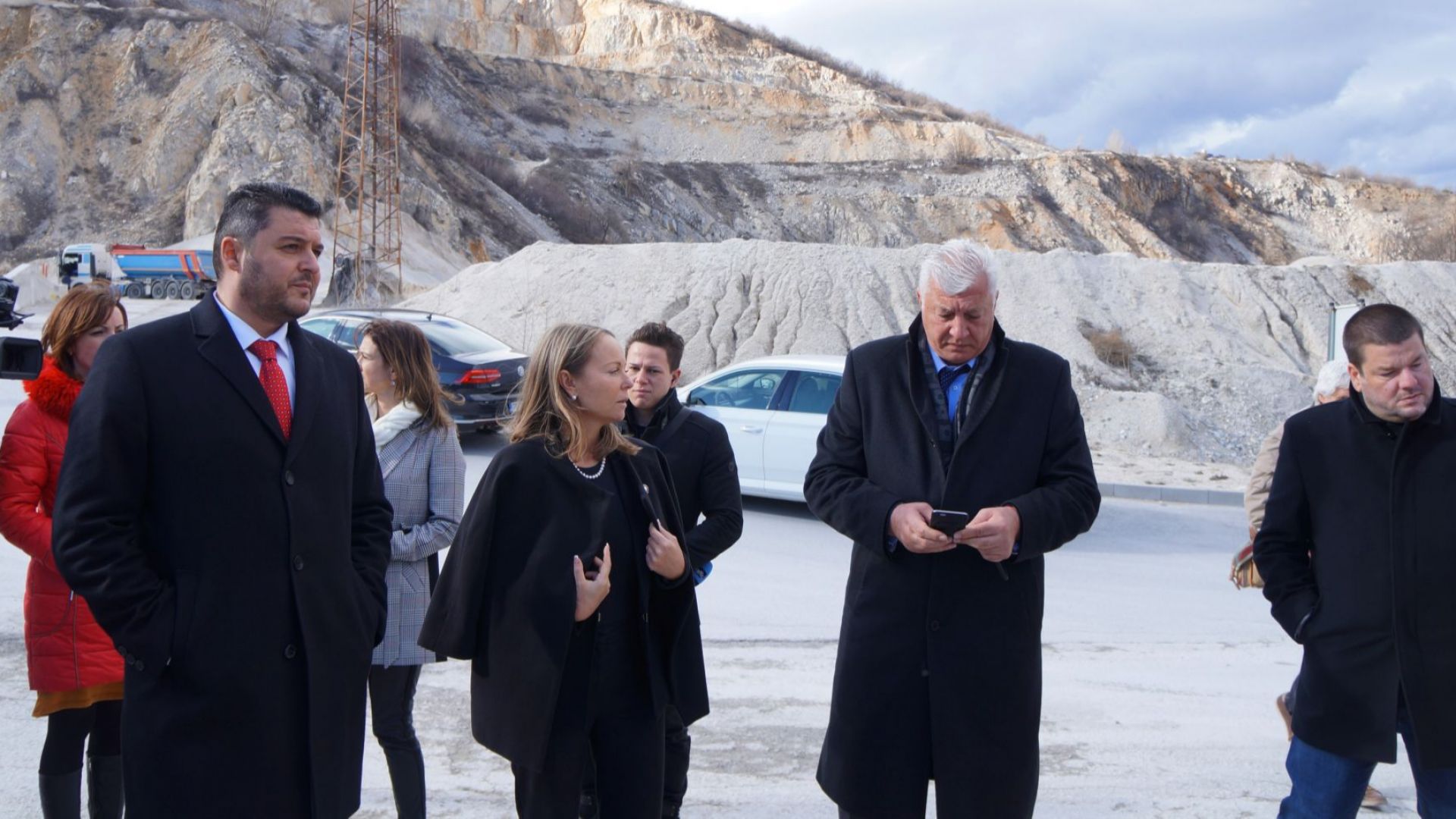 Концесиите за добив на подземни богатства мрамори в находищата