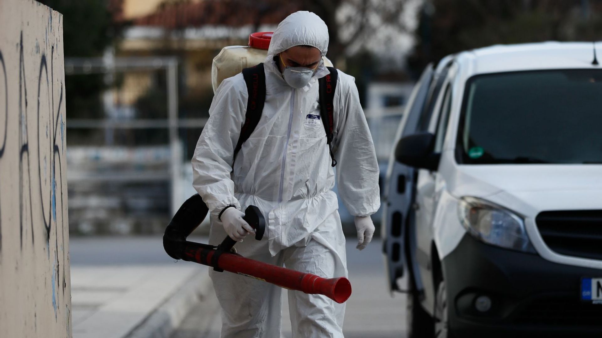 Във връзка с появата на първи случаи на заразени с