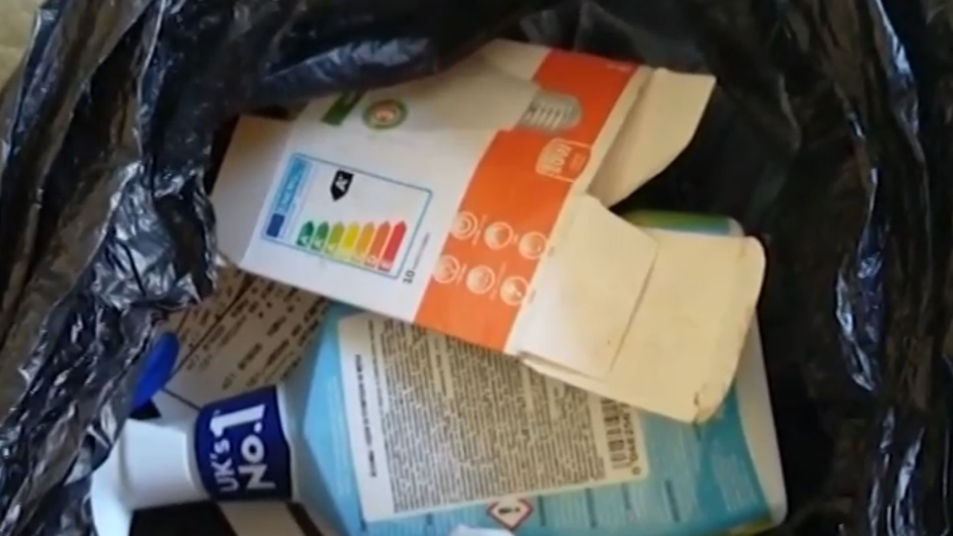 Нова измама с предпазни маски се разпространява в интернет покрай