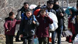 Защо Гърция е по-удобна от България за мигрантско изнудване от Анкара