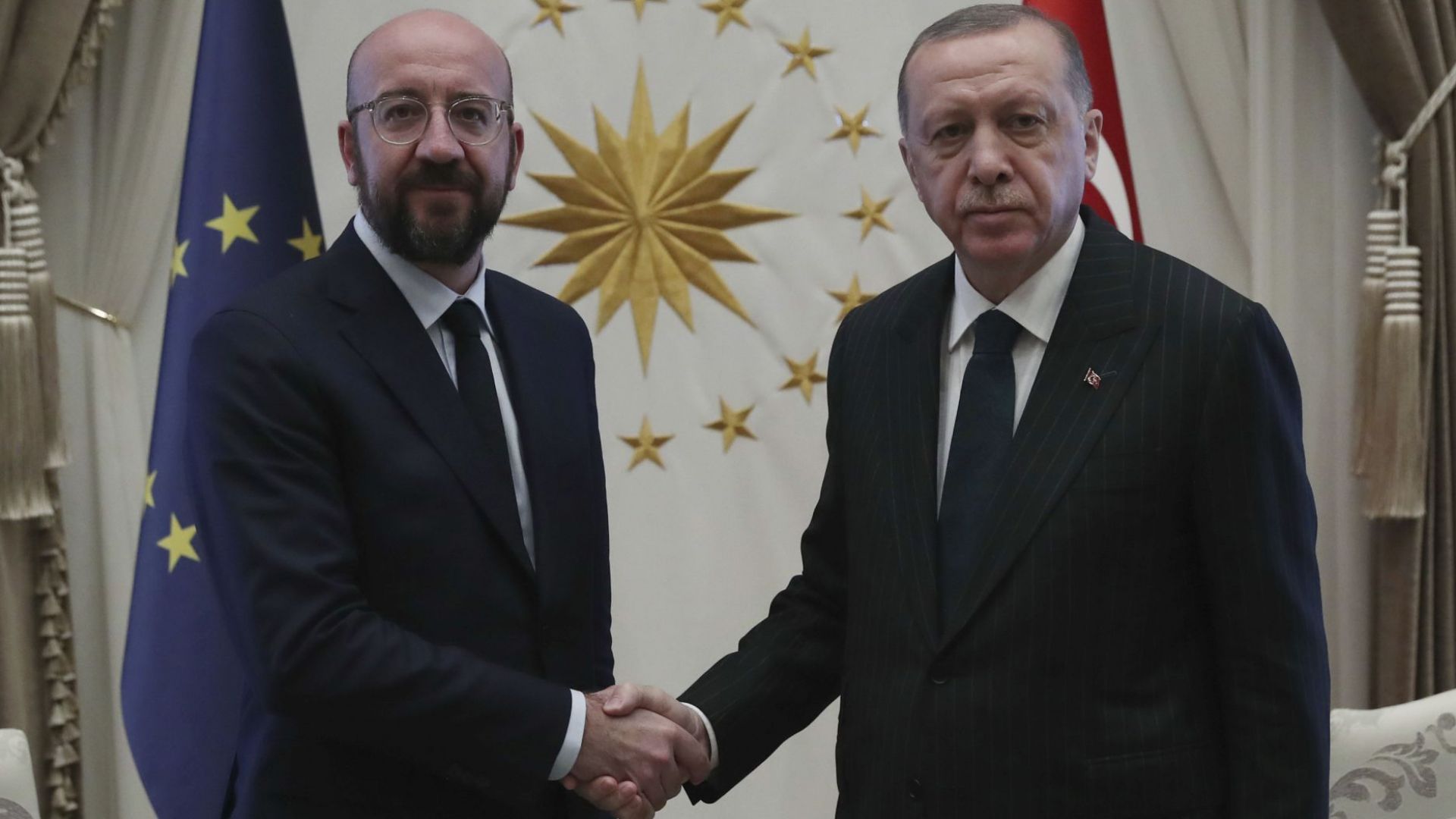 Председателят на Европейския съвет Шарл Мишел и турският президент Реджеп