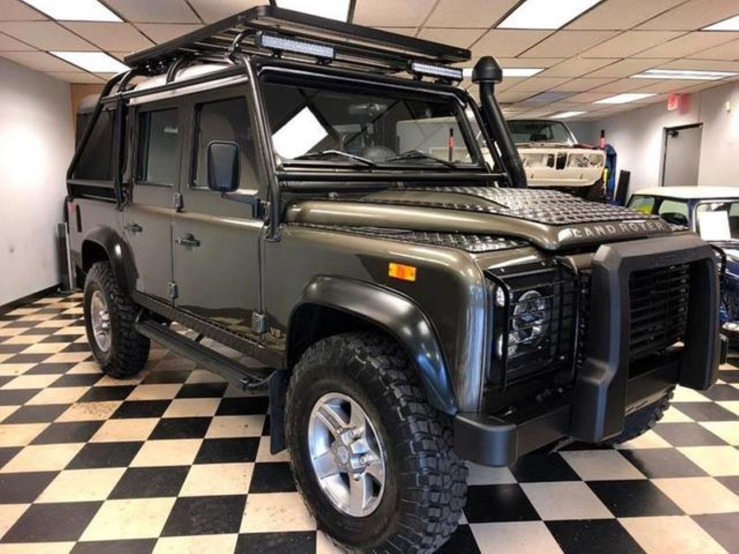 2013 Land Rover Defender 110