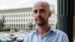 Йордан Славейков: Най-грубо казано, в драматургичното писане са важни глаголите