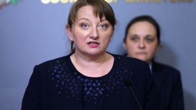 В бъдеще определени професии ще се трансформират други ще изчезнат